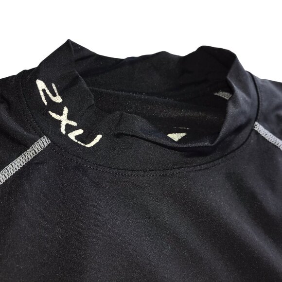 2XU Long Sleeve Compression Shirt.  Mock Neck.  Black. Size Women's Medium - Picture 1 of 12